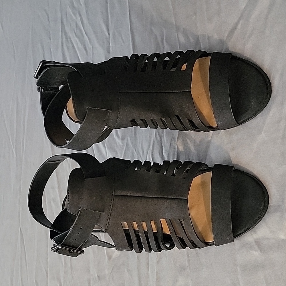 Black heeled sandals